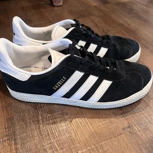 Adidas Gazelle sneakers
